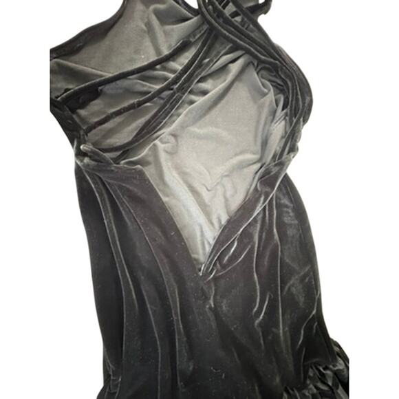 "To Die For"  Black Velvet Open Strappy Back SZ 4 Formal Vampire Dark Romance - Picture 16 of 16